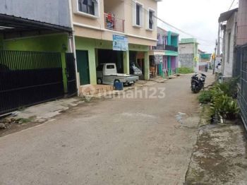 Rumah Nyaman Dan Toko Siap Pakai di Sariwangi, Bandung