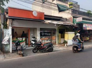 Ruko & Rumah kontrakan di Jalan Anggrek, Kelapa Dua - Jakarta Barat
