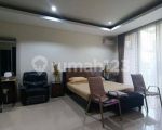 thumbnail-bu-cepat-rumah-2-lantai-minimalis-furnish-pakuwon-villa-valensia-3