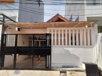 Rumah Di Sunter Bangunan Minimalis Lingkungan Nyaman Dalam Kompleks