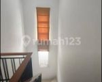 thumbnail-disewakan-rumah-cantik-full-furnished-di-bsd-6