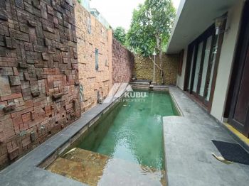 KBP1244  Charming Villa On Beachside area safe and quite place.