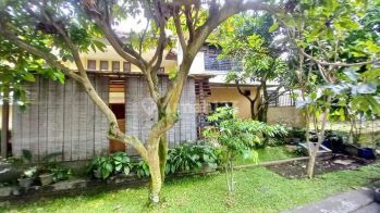 Rumah di Bawah Harga Pasar 2m An, di Kota Baru Parahyangan