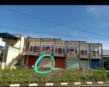 Ruko Disewakan Lokasi Strategis, Area Ubung