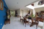 thumbnail-rumah-pojok-dekat-taman-sudah-renovasi-di-kotawisata-1