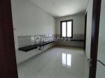 thumbnail-diual-rumah-baru-lux-setra-duta-2-lantai-bandung-7