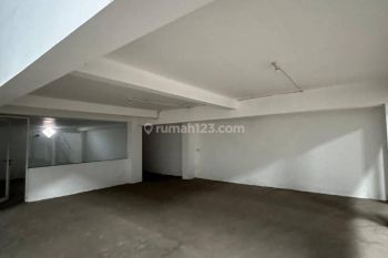 GUDANG MARGOMULYO PERMAI KONDISI BARU GRESS NEGO