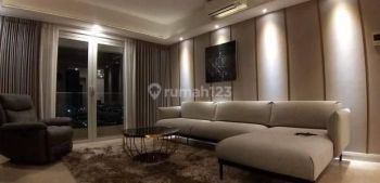 Disewakan Apartemen 3 BR One Icon Residence Private Lift, Apartemen Atas Plaza