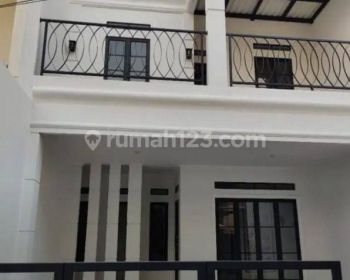 Rumah Baru 2 Lantai Modern di Tebet