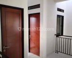 thumbnail-rumah-baru-2-lantai-modern-di-tebet-12