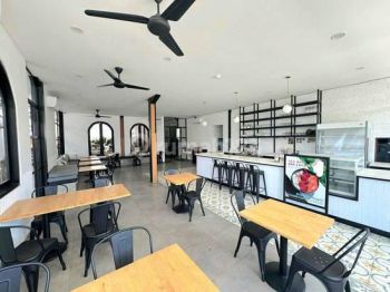 Ex Restaurant For Over Contract in Canggu! (RUS23TN)