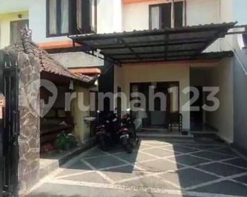 RUMAH CANTIK SIDEKARYA LINGKUNGAN TENANG