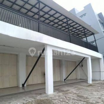 Disewakan Ruko Lebar 2 Lantai Siap Pakai Strategis di Buah Batu