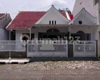 Rumah cantik di srondol