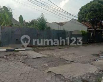 Lahan Pinggir Jalan Raya Besar di BSD Nusaloka Tangerang