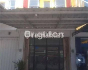 RUKO 2 LANTAI AREA PADAT DAN RAMAI PENDUDUK, LOKASI LOWOKWARU MALANG KOTA
