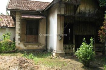 Jual Rumah Hitung Tanah Lokasi Premium Buat Hunian di Menteng