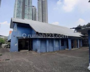 Kemang rumah lama ex kantor tanah luas bebas banjir