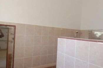 Di Sewakan Rumah strategis di Binagriya Kota Pekalongan