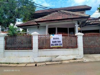 Rumah Kokoh 2 Lantai di Ciledug Raya Dekat CiPlaz Ciledug