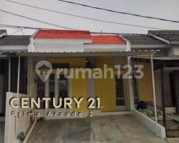 Rumah Minimalis Hommy Dalam Cluster Di Serpong Park Js12436