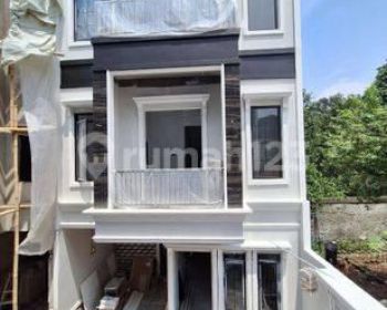 Rumah kokoh mewah murah dalam cluster di jagakarsa