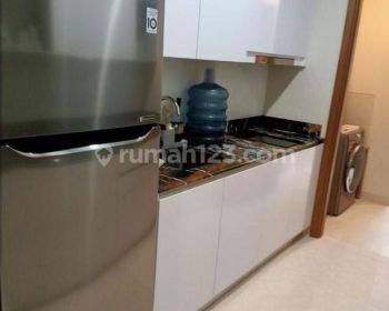 Dijual Condo Taman Anggrek Residences 3 Kamar Tidur Smei Semi Furnished Baru