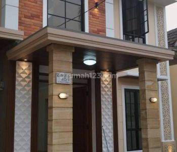 Jual rumah baru design mandiri di Griya Loka BSD