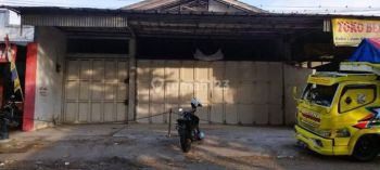 La.1086 turun harga Disewakan Cepat Gudang Depan Pasar Bantar Gebang Jalan
