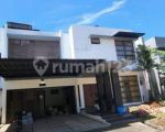 thumbnail-rumah-modern-asri-taman-besar-dengan-kolam-renang-green-cove-bsd-2