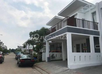 Dijual Rumah di Discovery Bintaro Bagus