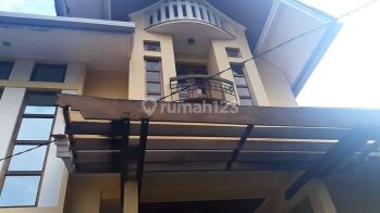 Rumah Dikomplek Muara Dekat Tegalega Bandung Kota