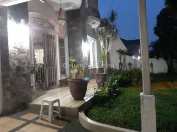 Rumah modern classic di Permata Lippo