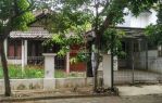 thumbnail-rumah-di-kemang-pratama-bekasi-0