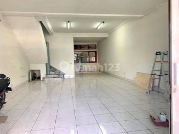 Ruko Disewa 2 Lantai Lokasi Strategis di Mekar Wangi