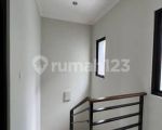 thumbnail-rumah-di-cluster-magenta-summarecon-bekasi-4