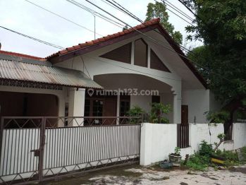 Rumah Di Belakang Samsat Kebon Nanas