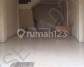 Ruko di Mutiara taman palem 
Cengkareng .Jakarta Barat