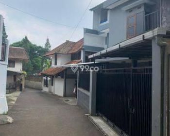 Rumah nyaman dan strategis di Dago Bandung Kota