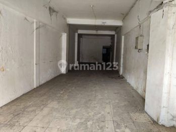 Ruko 4 Lantai ,Siap Pakai, Murah Banget                   ** Anita