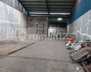 Disewakan Gudang Dan Kantor 2 Lantai Siap Pakai di Cijerah Holis