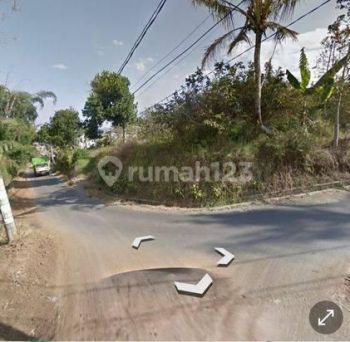 Tanah Hook dekat Baloga, Kota Batu