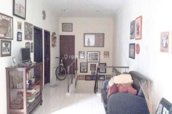 Rumah di Kucica Bintaro Sektor 9, dengan halaman terbuka siap huni di Sektor 9