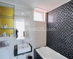 thumbnail-jual-apartemen-via-ciputra-world-3-br-lantai-18-furnished-mewah-8