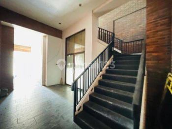 Bangunan Sewa 0 Jalan Raya Merr, Strategis, Murah