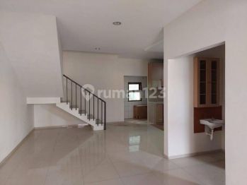 Rumah Semi Furnished SHM di Cipedes Residence, Bandung