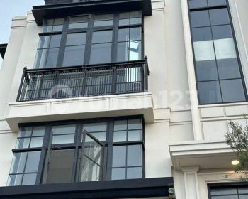 Rumah 5x11m 3 Lantai 1,9 M Multi Fasilitas Area Bandara