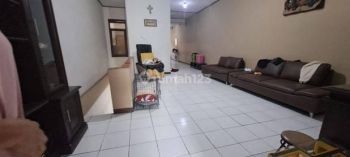 Ruko Holis Siap Huni Disewakan Strategis Cocok Buat Usaha