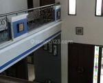 thumbnail-jual-rumah-villa-bukit-indah-pakuwon-semi-furnished-2-lantai-4