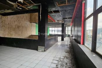 Gedung Komersil Pusat Kota Siap Huni di Pungkur, Bandung